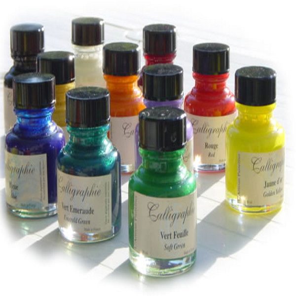 Encre couleur,demi litre,de très bon qualité,bon prix ,en vente au Cameroun
